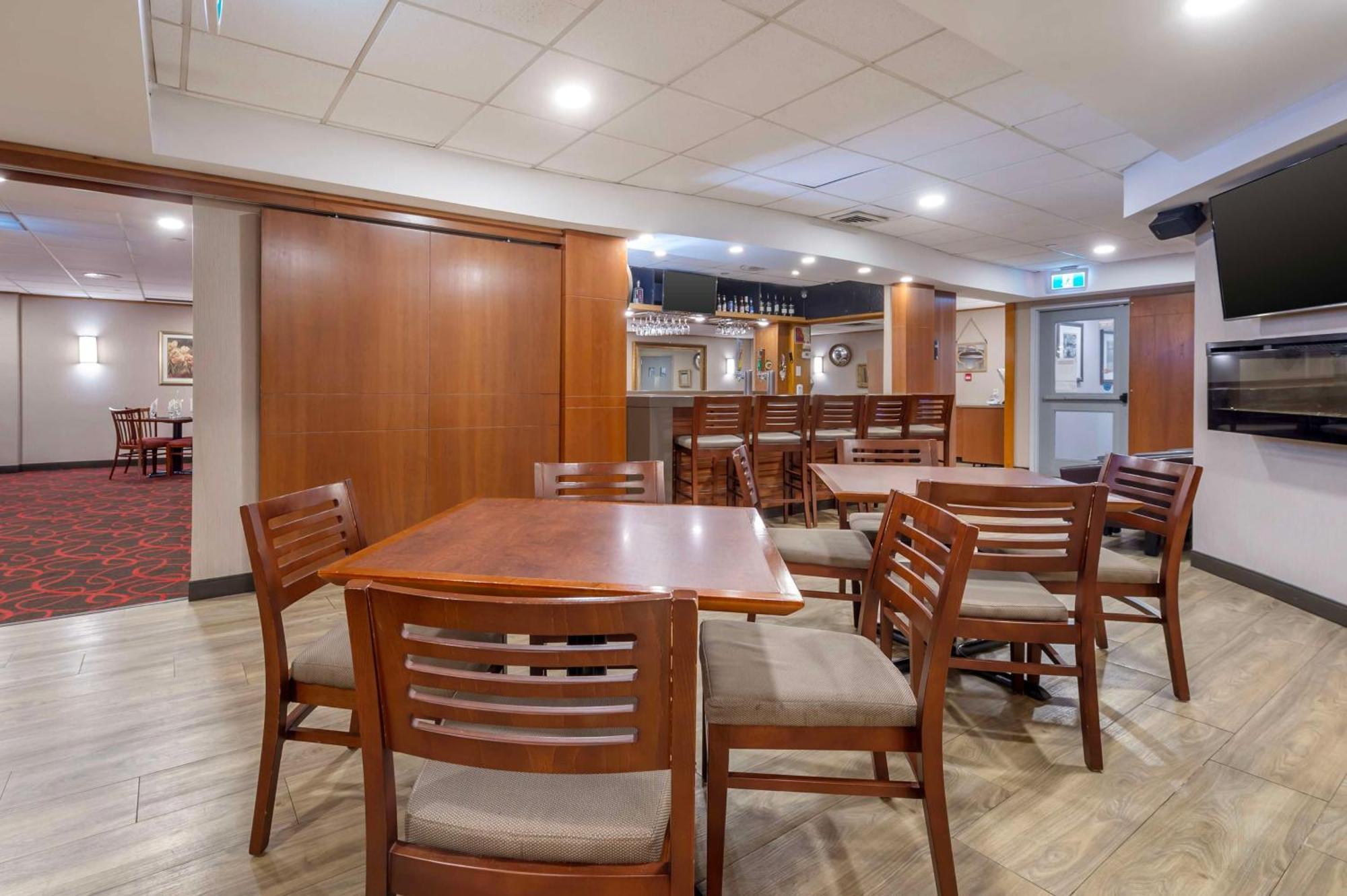 Best Western Plus Ottawa City Centre Exterior photo