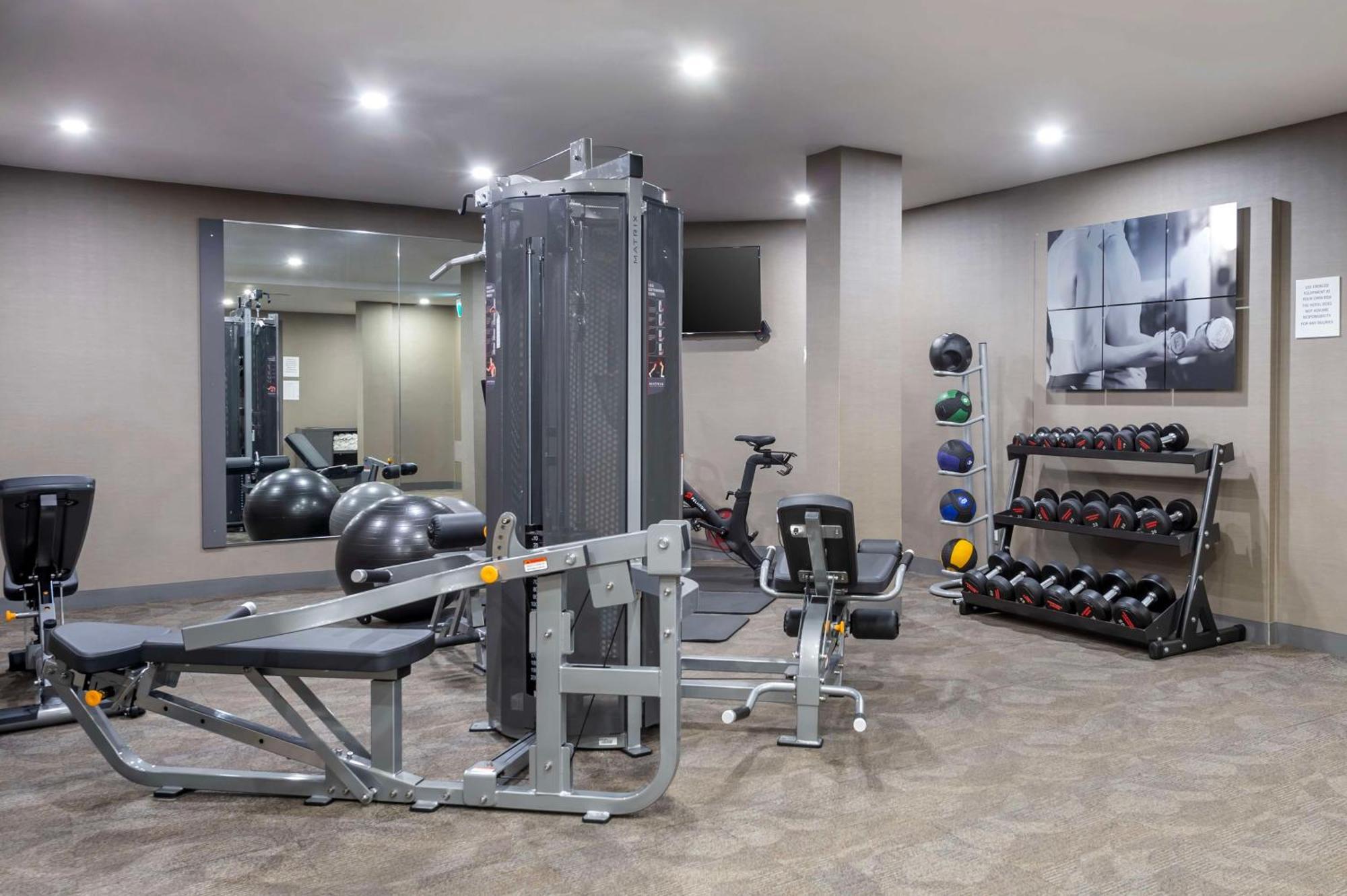 Best Western Plus Ottawa City Centre Exterior photo